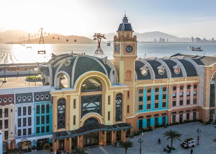 Vinpearl Beachfront Nha Trang